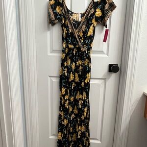 Xhilaration Yellow and Green Wrap Tie Front Maxi Dress